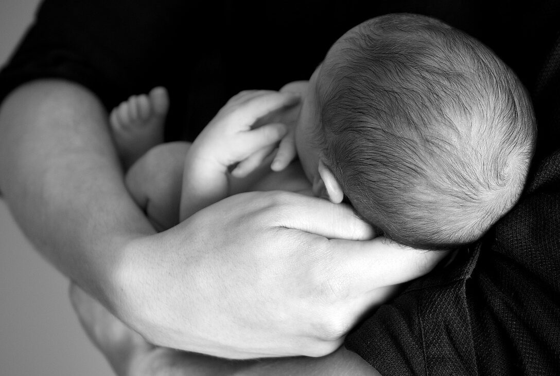 Painful Breastfeeding? Here’s How to Fix It.